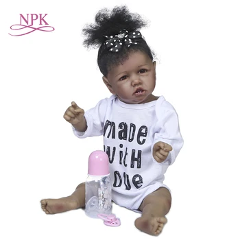 NPK 55 cm populárne boneca bebe saskia vyrobené s láskou vo svetle čiernou kožou menina corpo silikónové celého tela, mäkké silikónové telo Obrázok